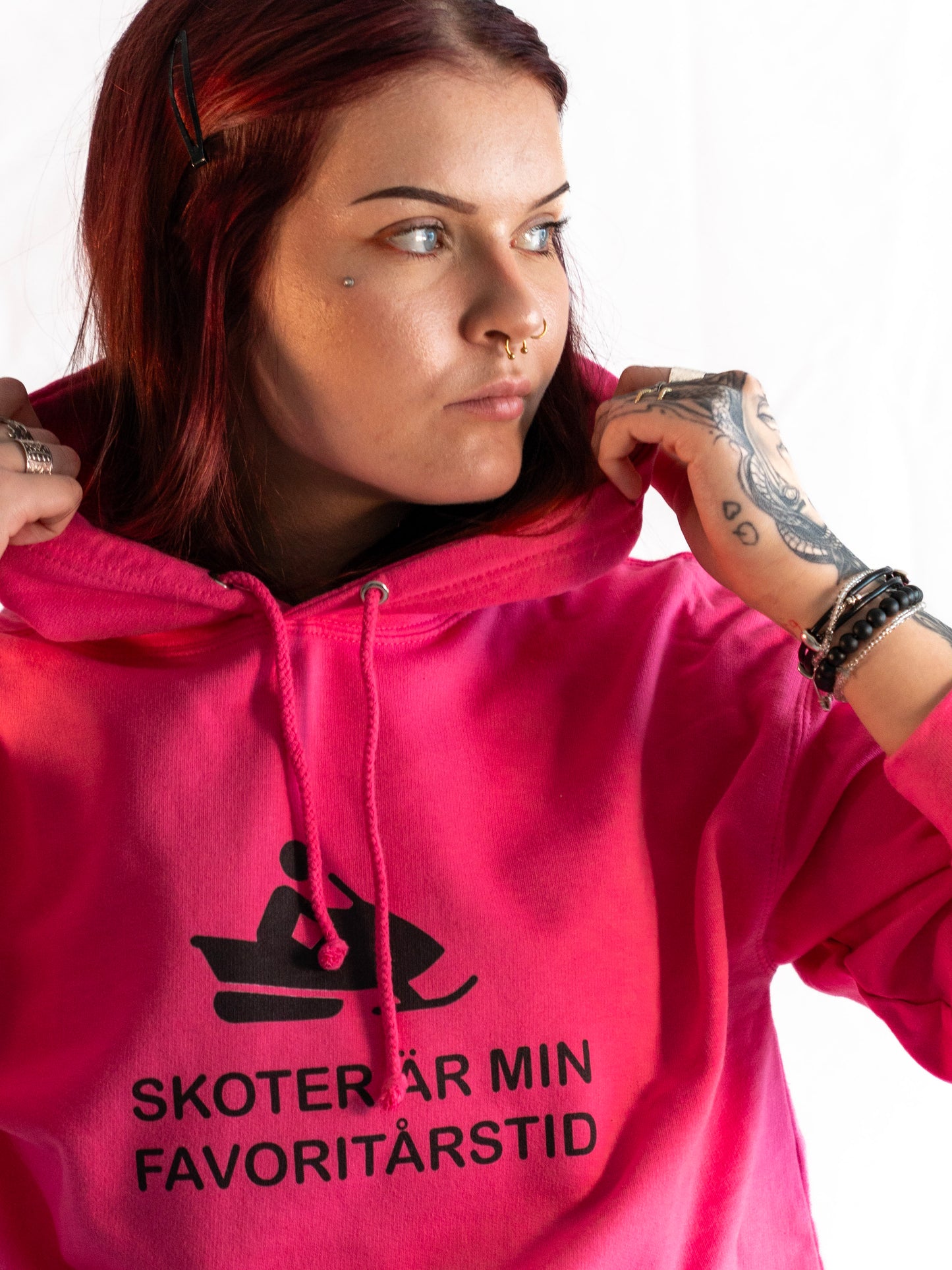 Skoter är min favoritårstid – Hoodie rosa