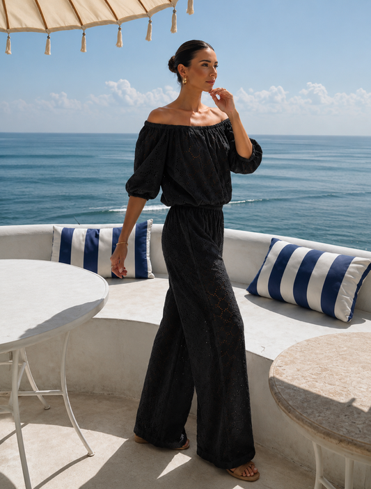 Broderade bomullsbyxor – sommarens mest effortless look i svart ☀️
